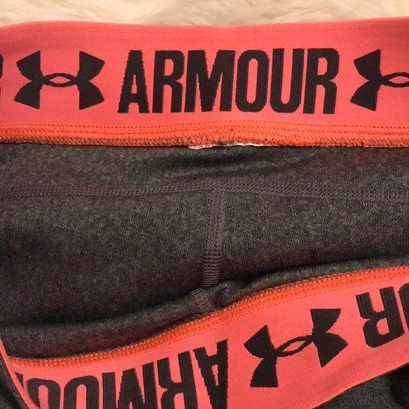 Under Armour Leggings (7/8 Length) - Picture 9 of 9
